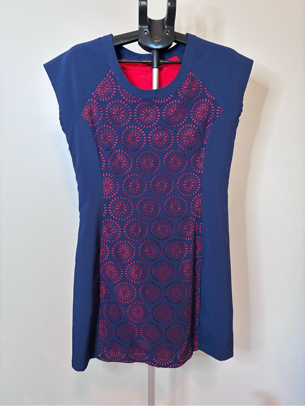 Krimson Klover Navy Red Laser Cut Athletic Dress Size M Tennis Golf Pickleball